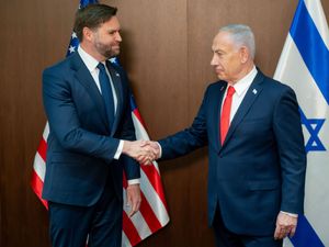 Supporting image for story: Vance and Netanyahu meet to push Gaza ceasefire agreement forward