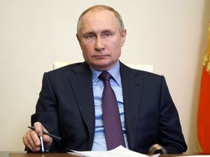 Supporting image for story: Putin’s Covid-19 vaccination kept out of the public eye