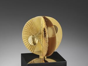 Supporting image for story: Dame Barbara Hepworth sculpture auctioned for almost half a million pounds