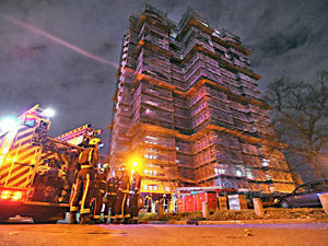 Supporting image for story: 30 flee homes as fire breaks out at Wednesfield flats