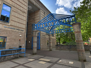 Supporting image for story: Police officer accused of causing woman's broken leg by driving dangerously at traffic lights