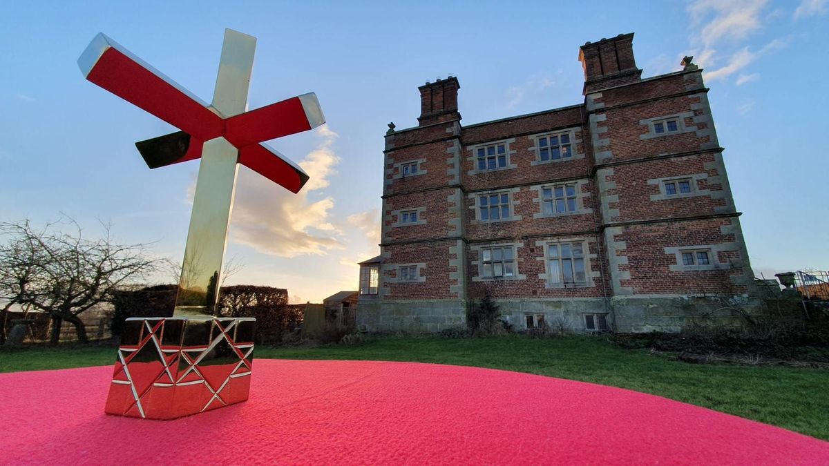 Popular Tudor hall extends history tours following overwhelming demand