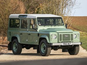 Supporting image for story: Rowan Atkinson’s Land Rover Defender heading to auction
