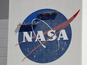 Supporting image for story