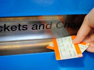 Supporting image for story: Cut in early-morning train fares to London
