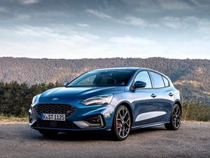 Supporting image for story: First Drive: Ford’s latest Focus ST is a genuine rival to the hot hatch establishment