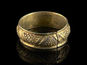 Supporting image for story: 500-year-old ring found by metal detectorist officially declared treasure