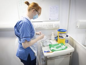 Supporting image for story: Cancer patients ‘inadequately protected’ after single dose of Pfizer vaccine