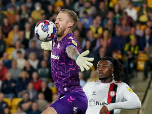Supporting image for story: Wolves set to sign goalkeeper Daniel Bentley