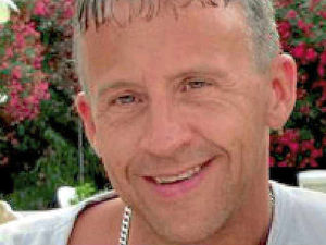 Supporting image for story: Items discovered in Rugeley field belong to missing Stephen Greatrix