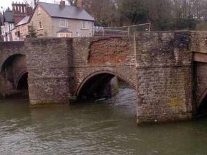 Supporting image for story: Ludlow's troubled bridge over water could be shut for months