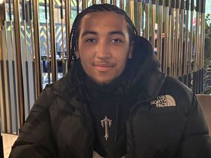 Supporting image for story: Shooting murder accused lay low in Paris with Uber Eats deliveries, court told