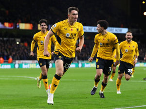 Supporting image for story: Max Kilman signs new Wolves deal until 2026