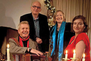 Supporting image for story: Festive folk music at show near Bridgnorth