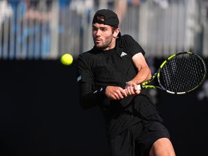 Supporting image for story: Jacob Fearnley overcomes nerves to claim US Open win