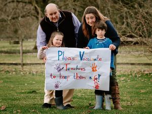 Supporting image for story: Campaign to get teachers vaccinated