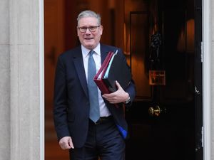 Supporting image for story: Starmer ‘reiterates’ Greenland position with Danish PM and speaks again to Trump