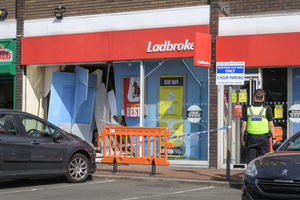 The car was hidden from view by the damaged boards and glass. Photo: SnapperSK