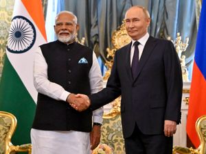 Supporting image for story: Modi and Putin aim for ‘stronger ties’ during talks in Moscow