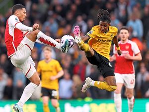 Supporting image for story: Gary O'Neil outlines importance of academy pathway for Wolves youngsters