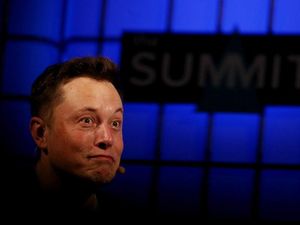 Supporting image for story: Elon Musk was briefly locked out of his Twitter account
