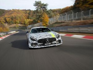 Supporting image for story: Mercedes-AMG to debut hardcore sports car at LA Auto Show