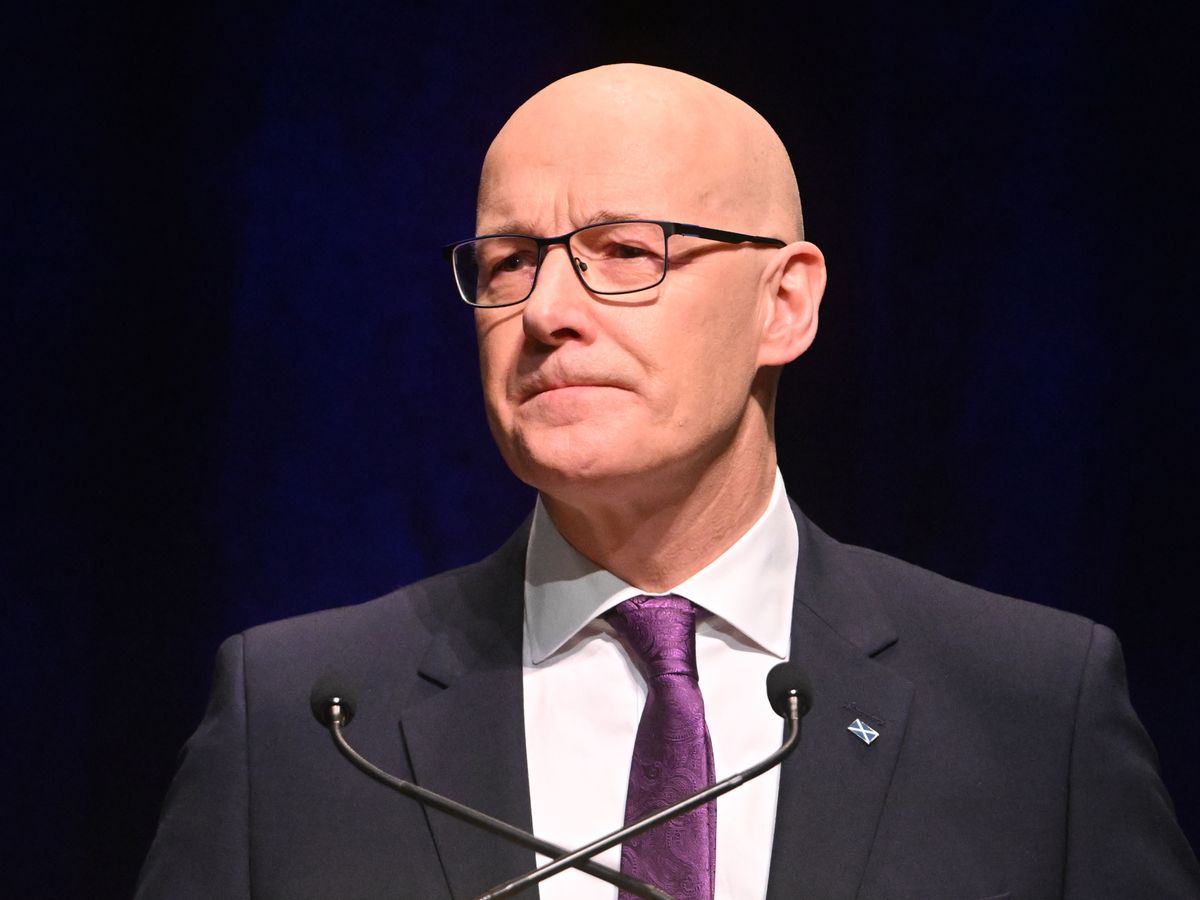 Swinney &lsquo;horrified&rsquo; by arson attack on Jewish charity ambulances