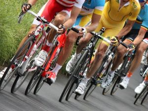 Supporting image for story: Garthwaite rolls back the years to claim victory