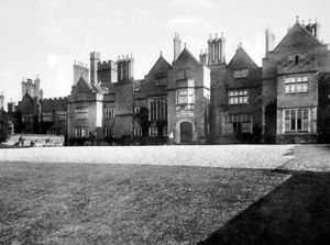 Supporting image for story: Enemy prisoners at large after Shropshire wartime breakout