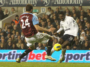 Supporting image for story: Pictures at Tottenham 2 Aston Villa 0