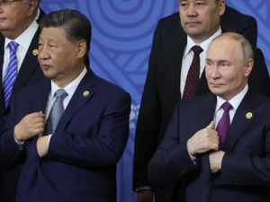 Supporting image for story: Putin presides over Brics summit seeking to expand Russia’s clout