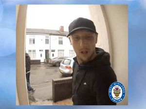 Supporting image for story: Police appeal after attempted burglary