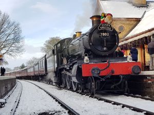 Supporting image for story: Extra SVR Santa Steam Special after snow cancels train

