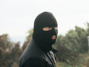 Supporting image for story: Peter Rhodes on an undercover cop, tainted tablets and those Europeans who simply refuse to blink