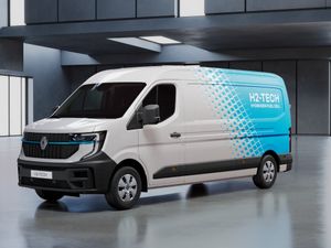 Supporting image for story: Renault’s hydrogen Master prototype van promises 435-mile range