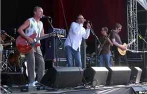 Supporting image for story: Ocean Colour Scene on the road again