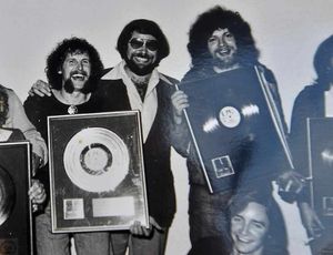 Rock 'n' roll – Kelly Groucott, left, with Jeff Lynne, right.