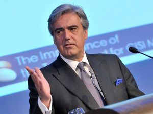 Supporting image for story: Jobs fair for under threat Kidderminster carpet workers