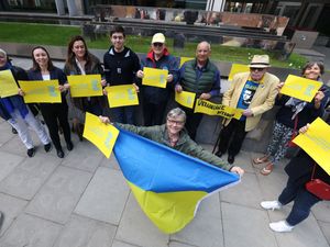 Supporting image for story: Refugees arriving under Ukraine visa schemes up 10,000 in just over a week