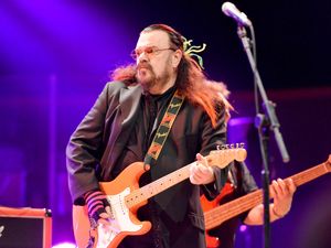 Supporting image for story: Roy Wood returning to Birmingham with annual Christmas spectacular