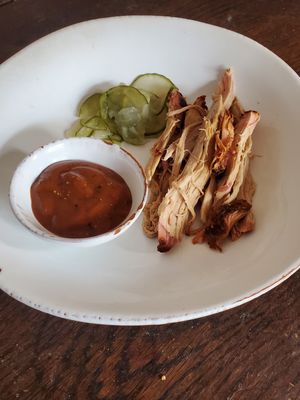 Supporting image for story: Food Review: Bold barbecue flavours boxed from Smokestak
