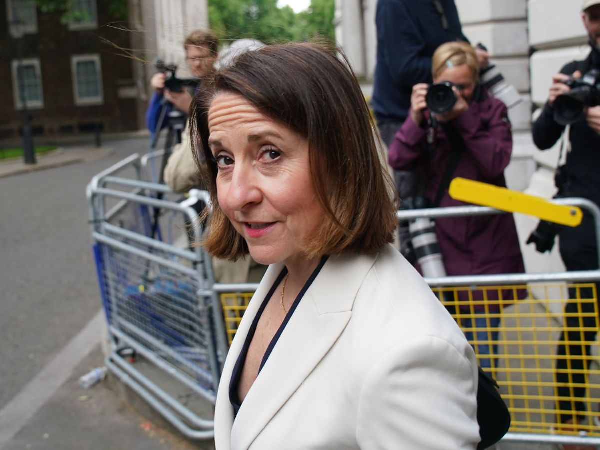 Kendall defends welfare reform plan after Government forced to ditch key parts Kendall defends welfare reform plan after Government forced to ditch key parts