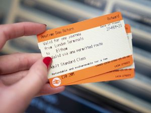Supporting image for story: Rail fares to be frozen for first time in 30 years