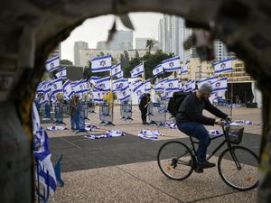 Supporting image for story: How many hostages are left in Gaza?