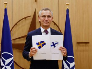 Supporting image for story: Nato chief hails ‘historic moment’ as Finland and Sweden apply to join alliance