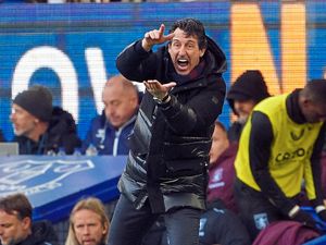 Supporting image for story: Aston Villa's Unai Emery loving the thrill of taking on Premier League big guns