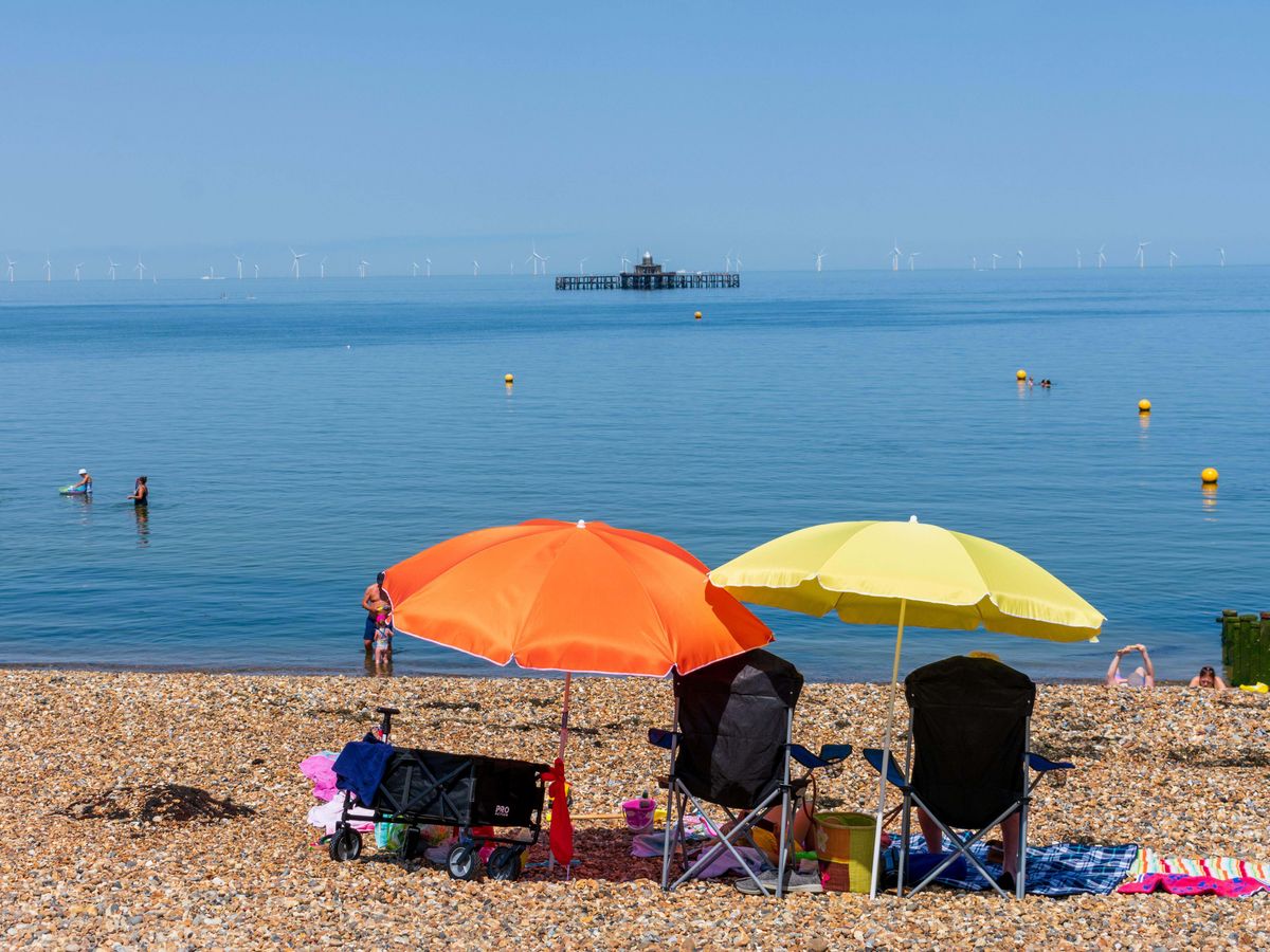 Heatwave helps retail sales rebound in June