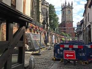 Supporting image for story: Shrewsbury town centre gas work due to be completed on time