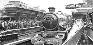 Clun Castle pictured at Shrewsbury Station, 1967
