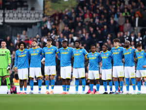 Supporting image for story: "We should be embarrassed" - Wolves goalkeeper candid after Fulham defeat